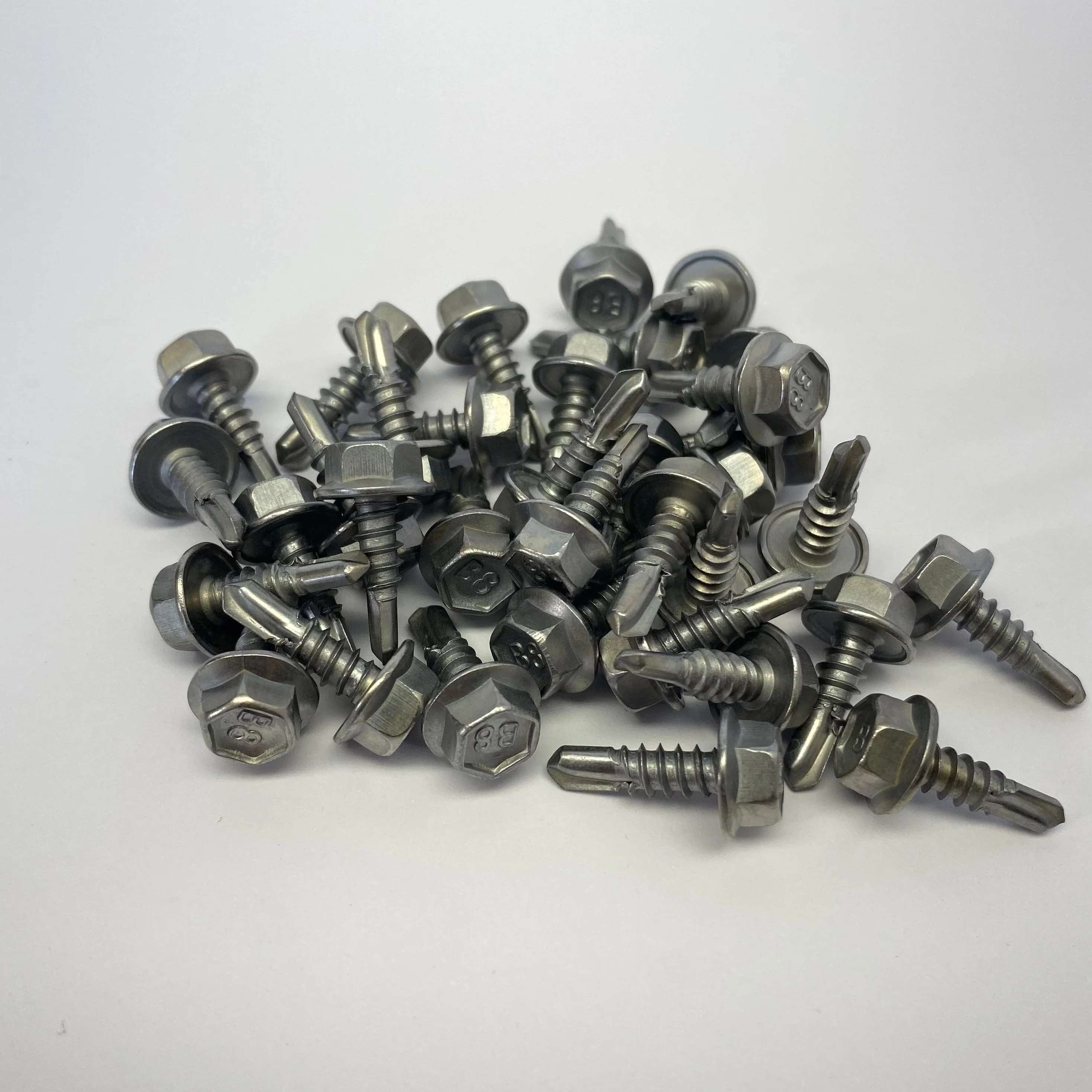 Self Tapping Tek Screws 5/16'(100 pcs) To Suit Slats SLATCO