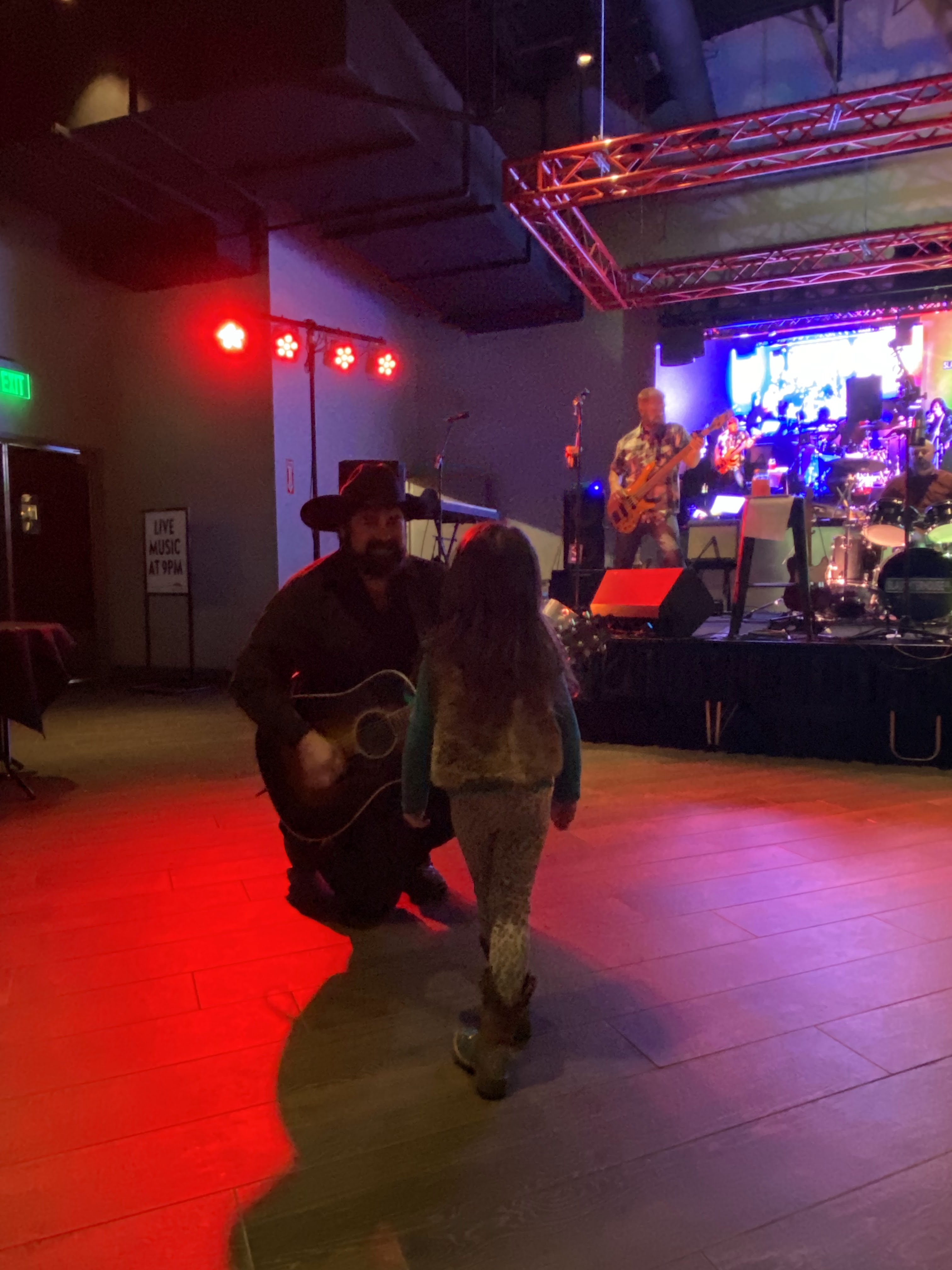 Slaughter House Road Responsive Parallax Template for Bands