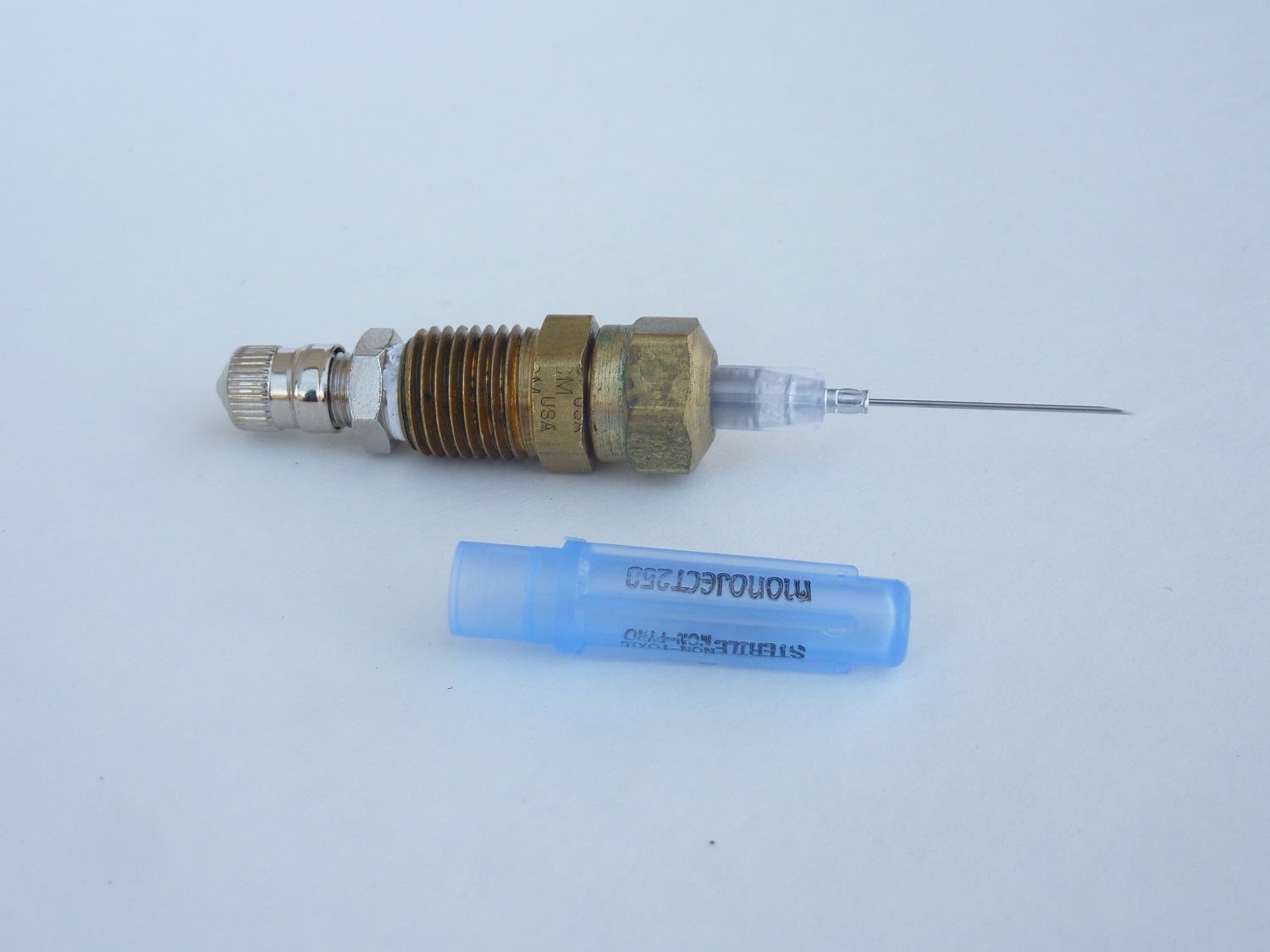 Nitrogen Charging Needle with Schrader Valve for KTM, Husaberg Slavens Racing