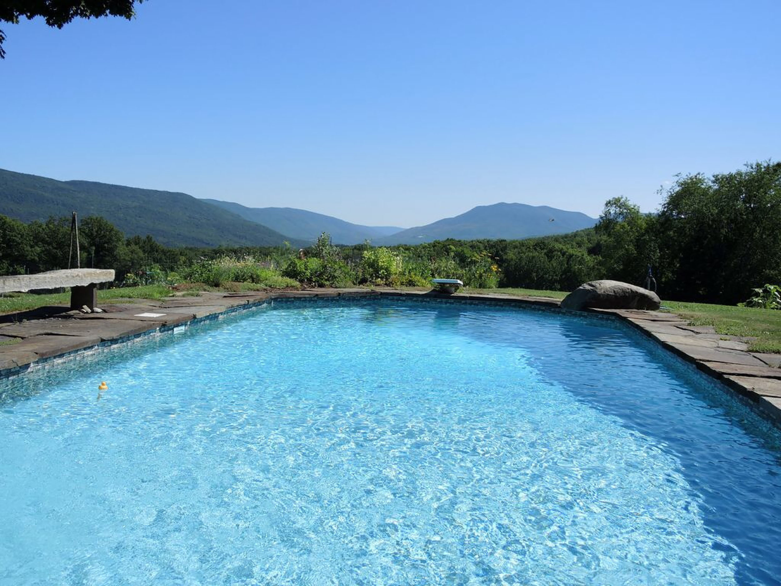 Mashup Monday 8 13 Inspired Southern Vermont Pools That Will Have You