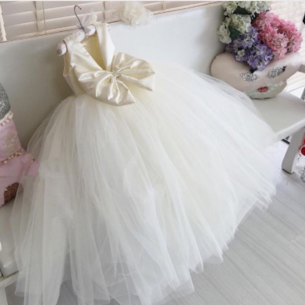 The perfect little bride dress Slaylebrity