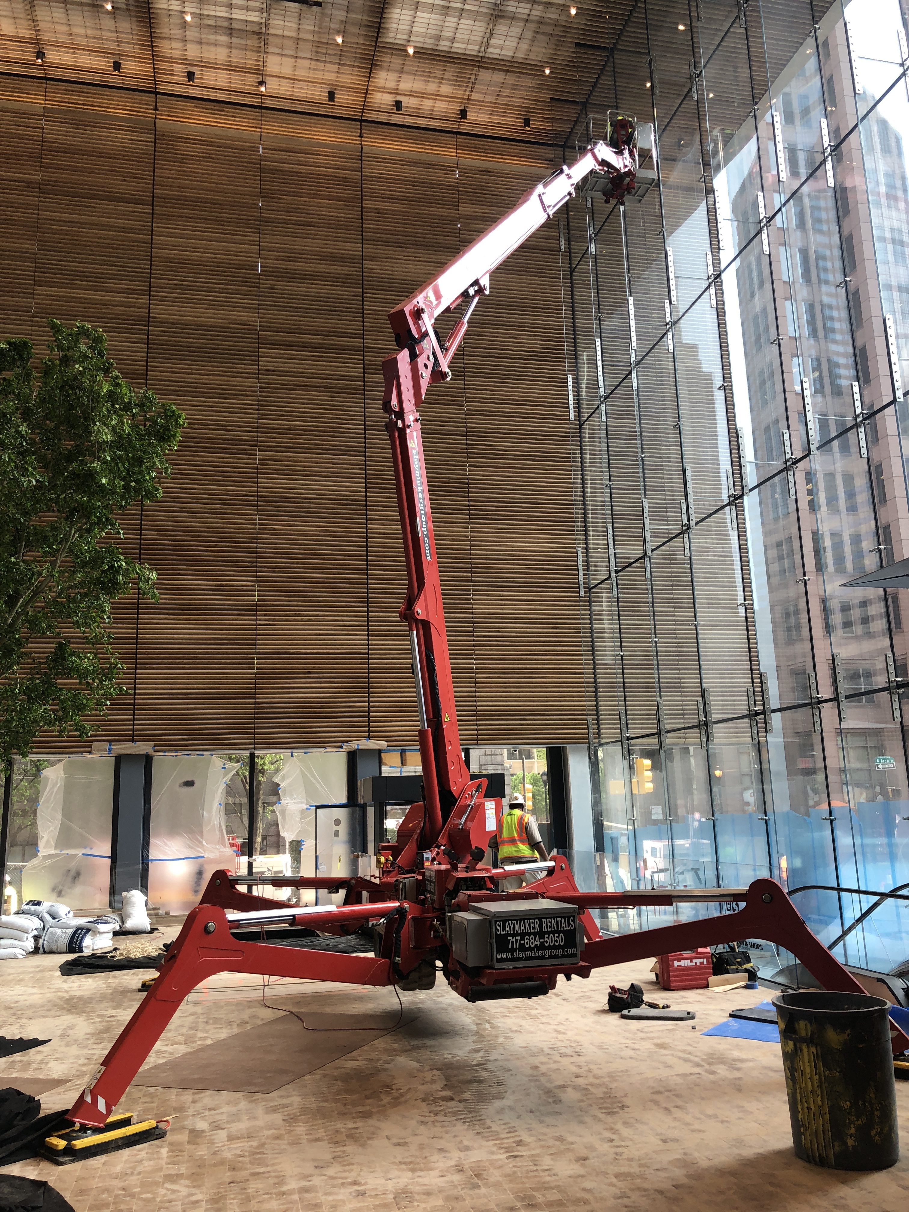 Crawler 83 CMC S25 Spider Lift for Rent Slaymaker Rental and Supply