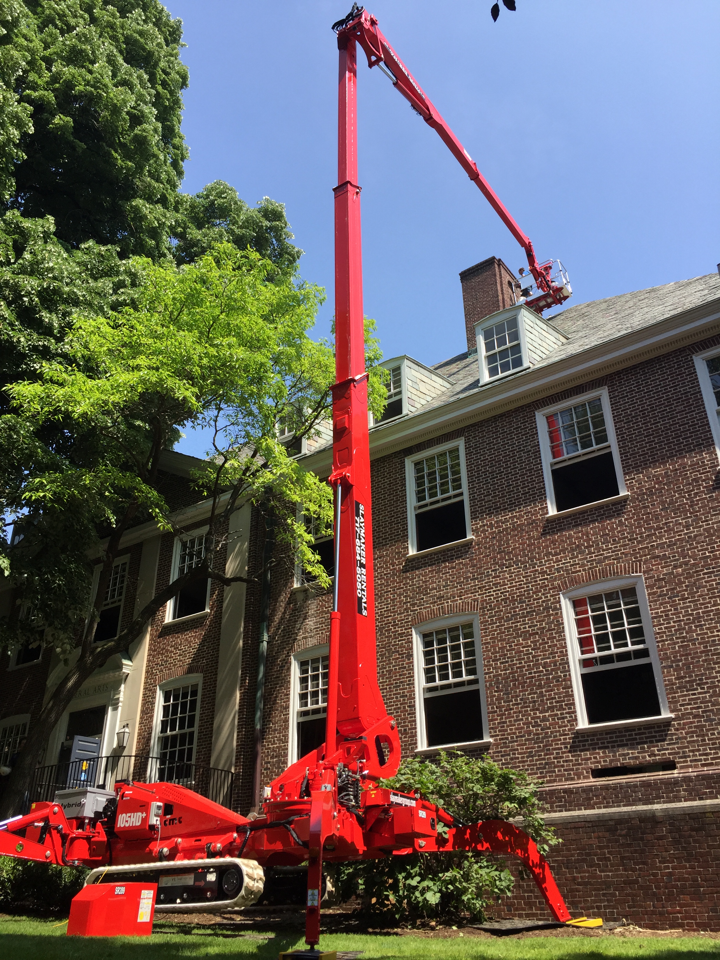 Crawler 105 CMC S32 Spider Lift for Rent Slaymaker Rental and Supply