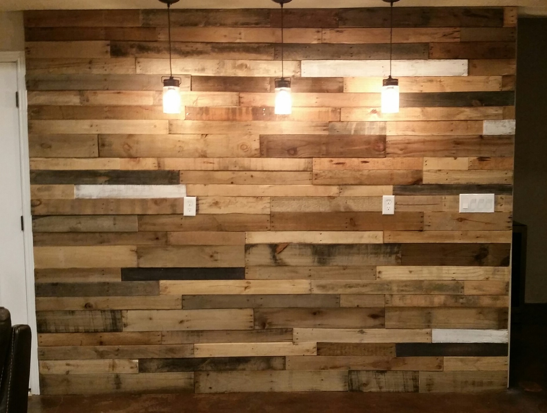 Reclaimed Pallet Wood Walls SLC Pallet Walls