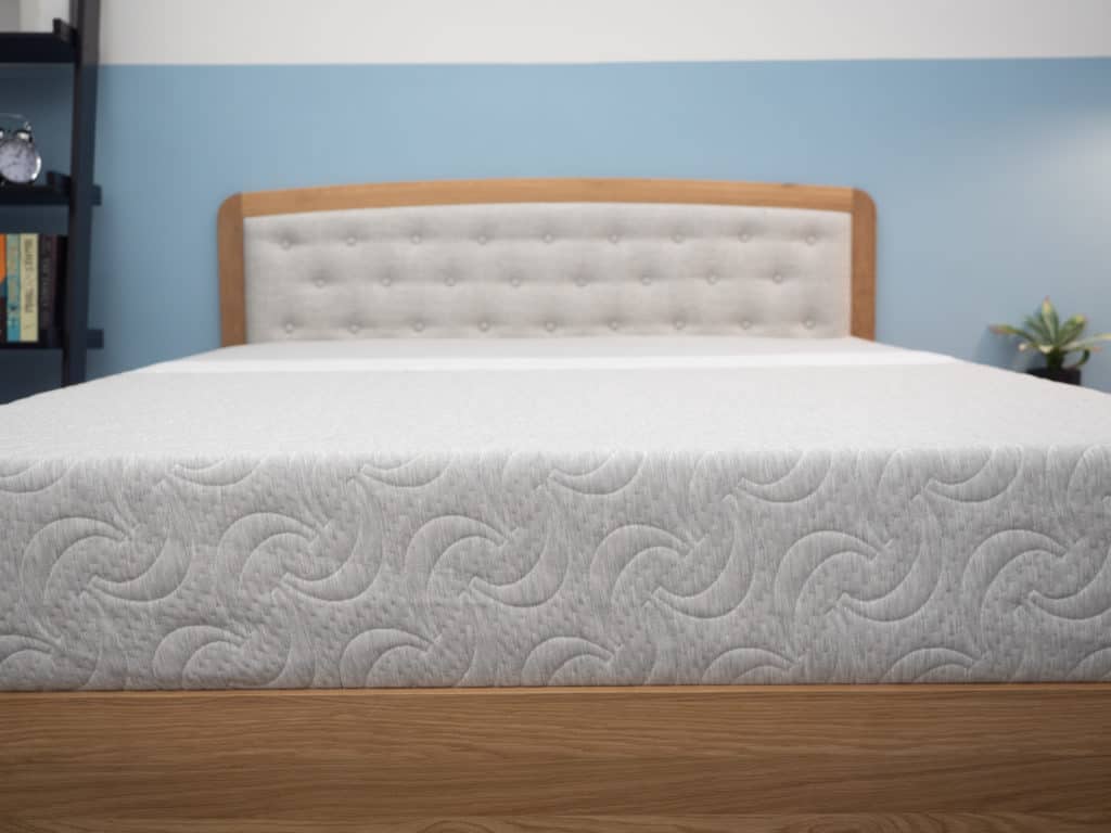 Best Mattress for Shoulder Pain (2021) Sleepopolis