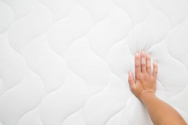 Best Tempurpedic Alternatives [2022] Top Picks To Try