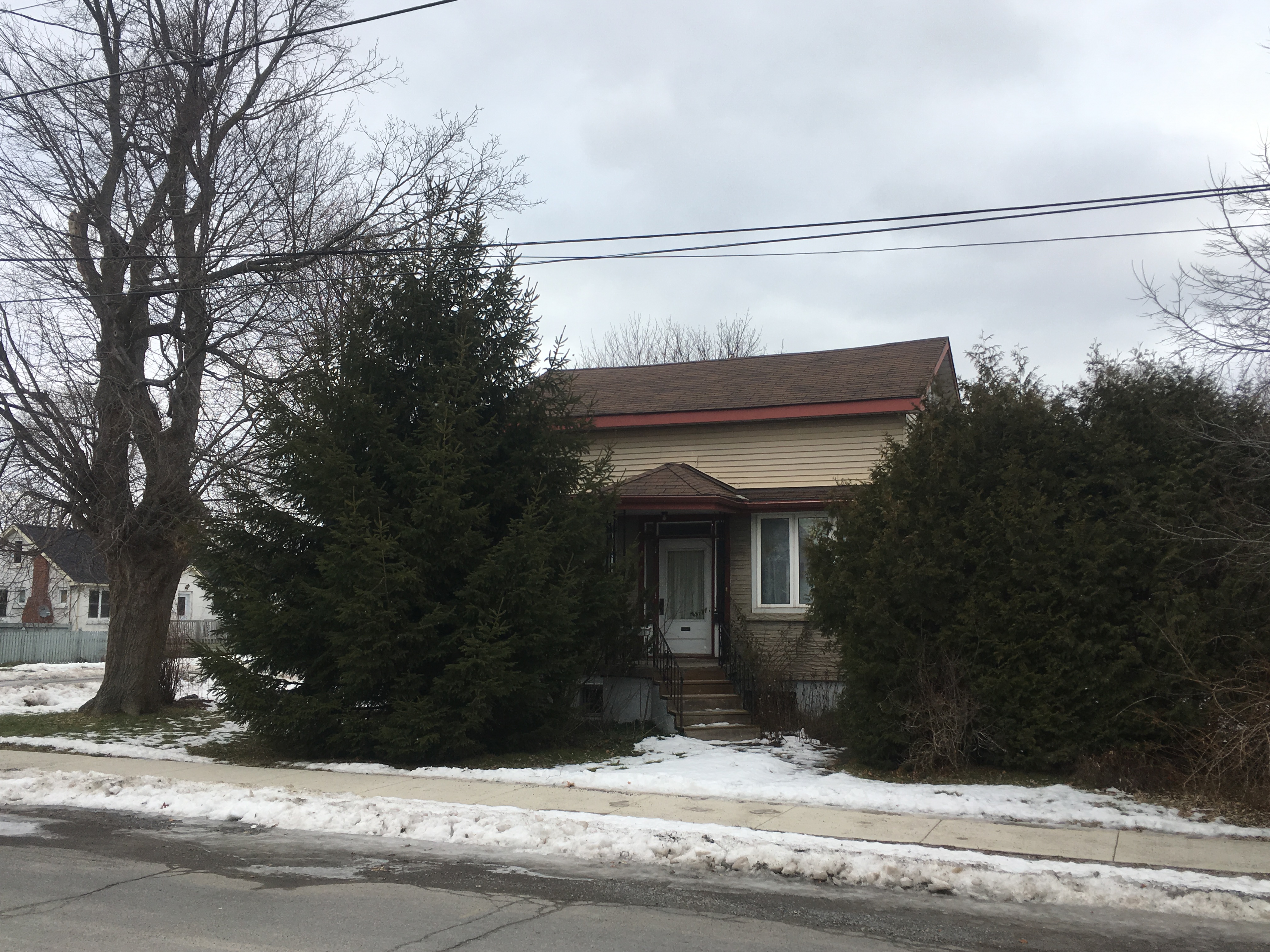 19 Cartwright St. 6 Bedroom Student Rental St. Lawrence Homes