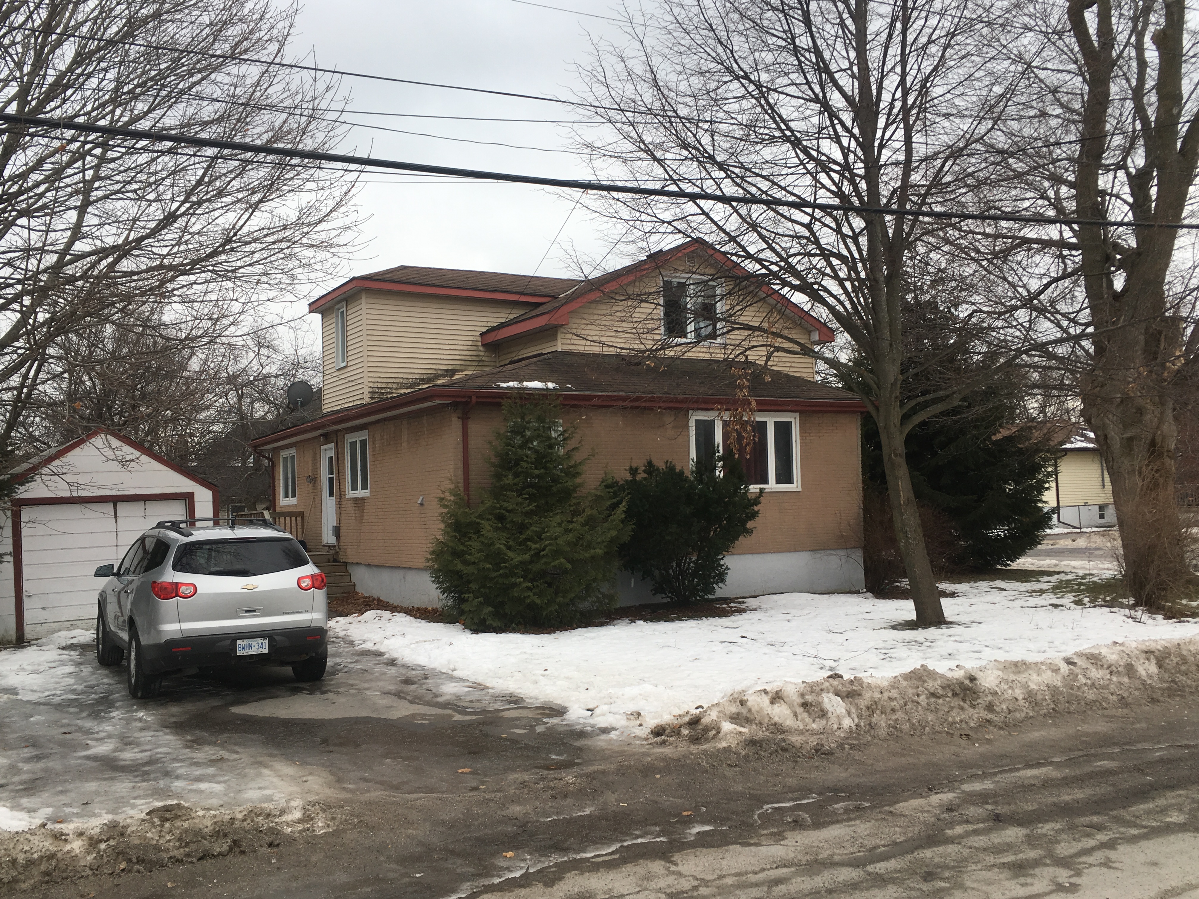 19 Cartwright St. 6 Bedroom Student Rental St. Lawrence Homes