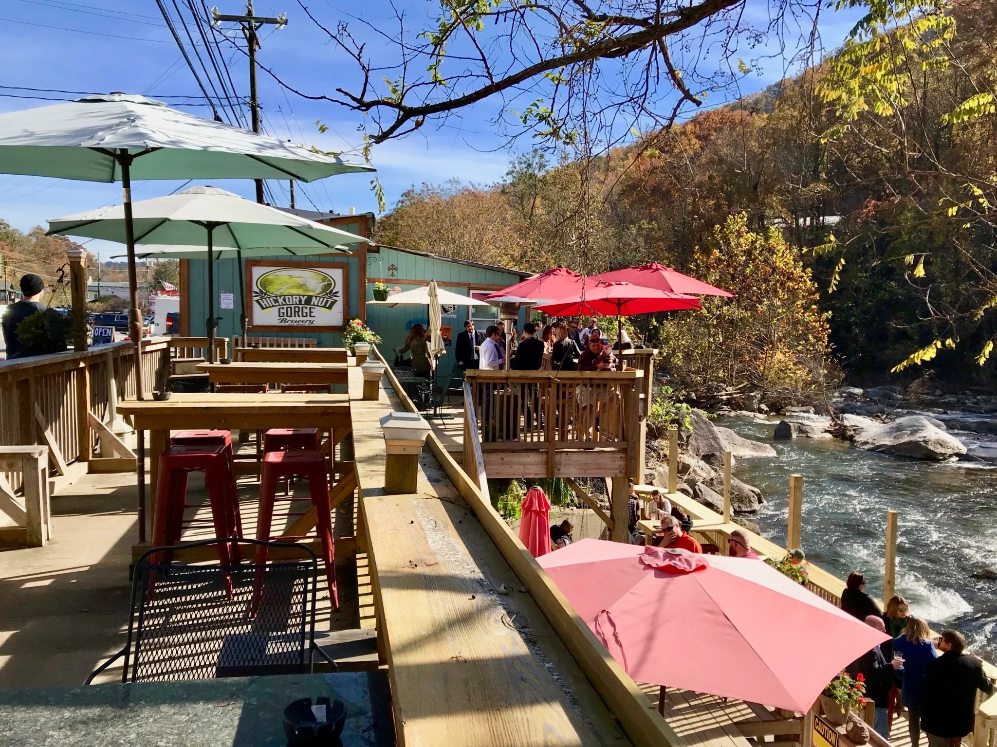 Travelogue A Family Getaway to Chimney Rock Slice of Jess