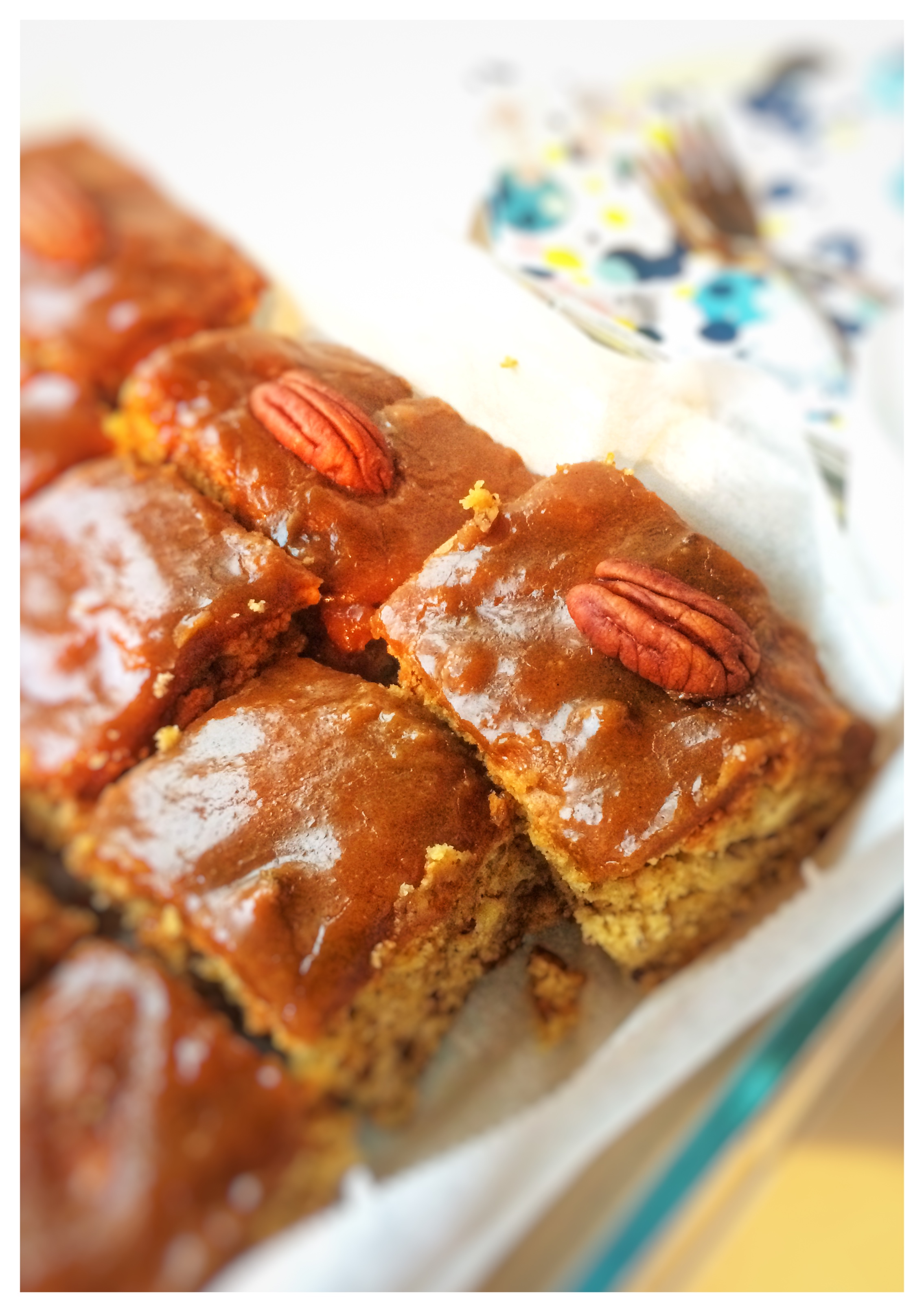 Æblekage med lækker topping