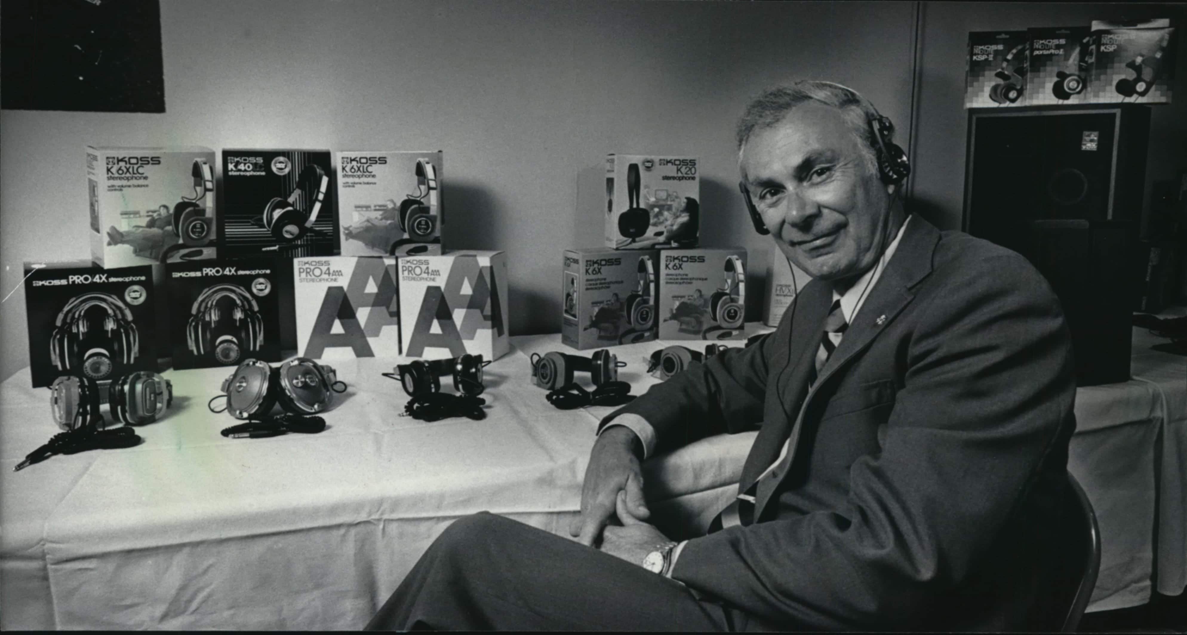 Inventor of the stereo headphone, 91 Slippedisc