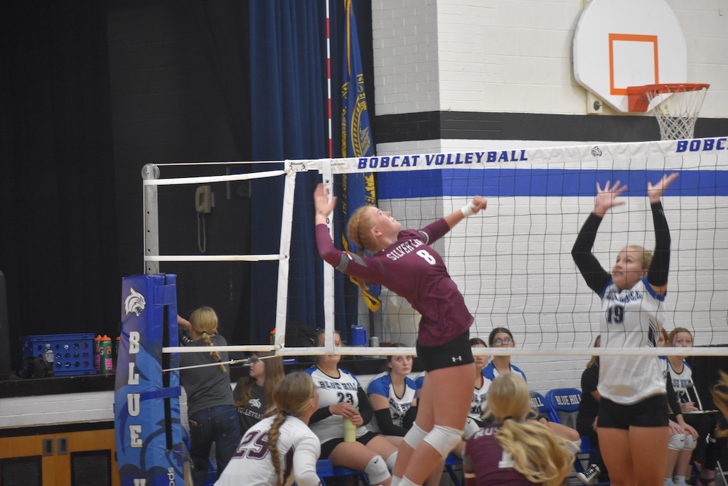 Mustangs Continue Winning Streak Silver Lake Public Schools