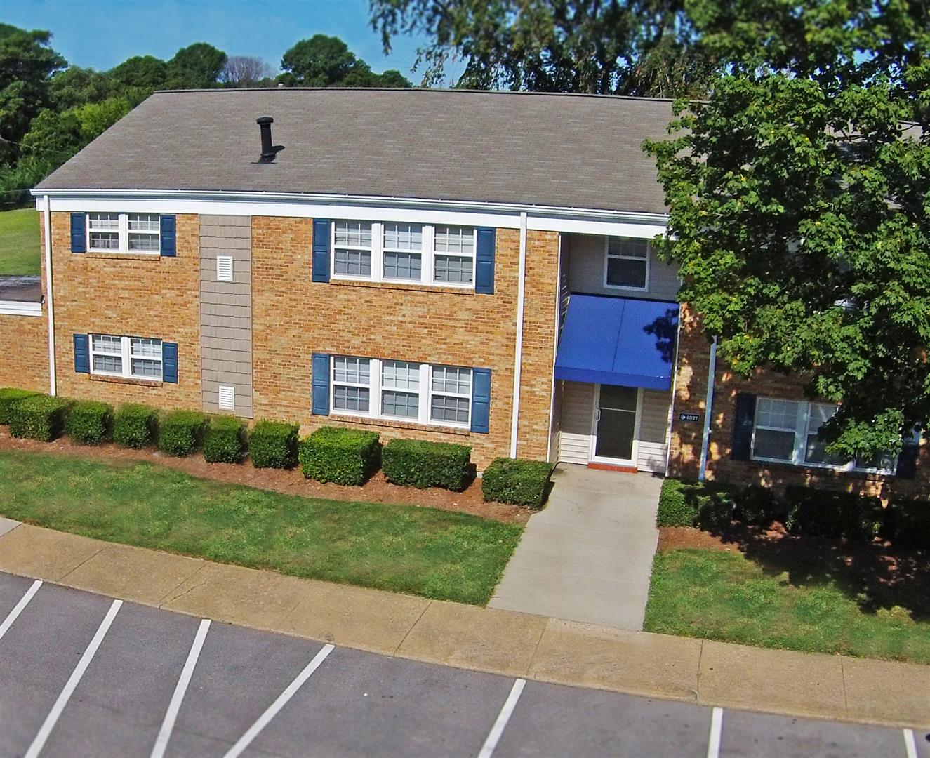 Park Towne Apartments S.L. Nusbaum Realty Co.