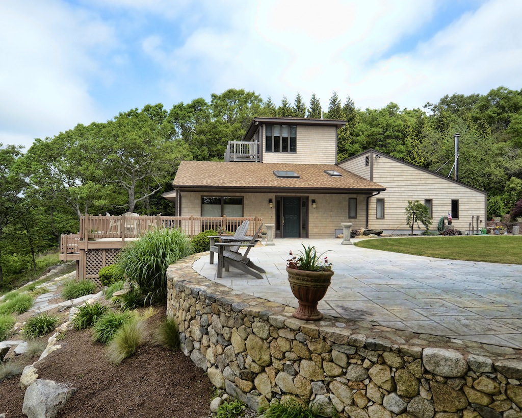 slocumriverproperty Slocum River Living