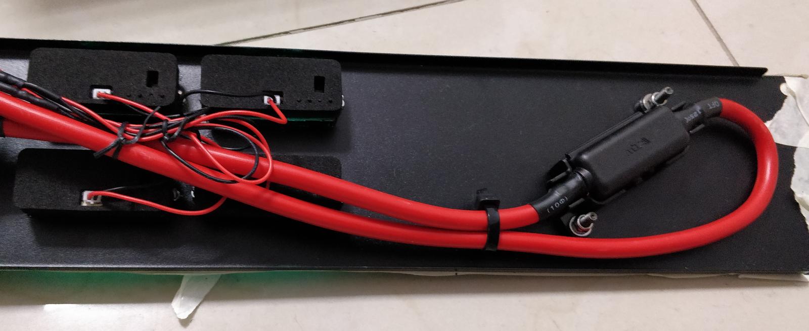 Longlasting UPS setup with APC SmartUPS and car batteries