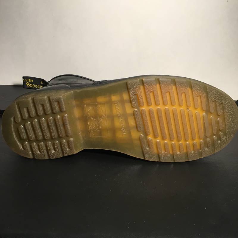 Dr. Martens Care Kit slothic