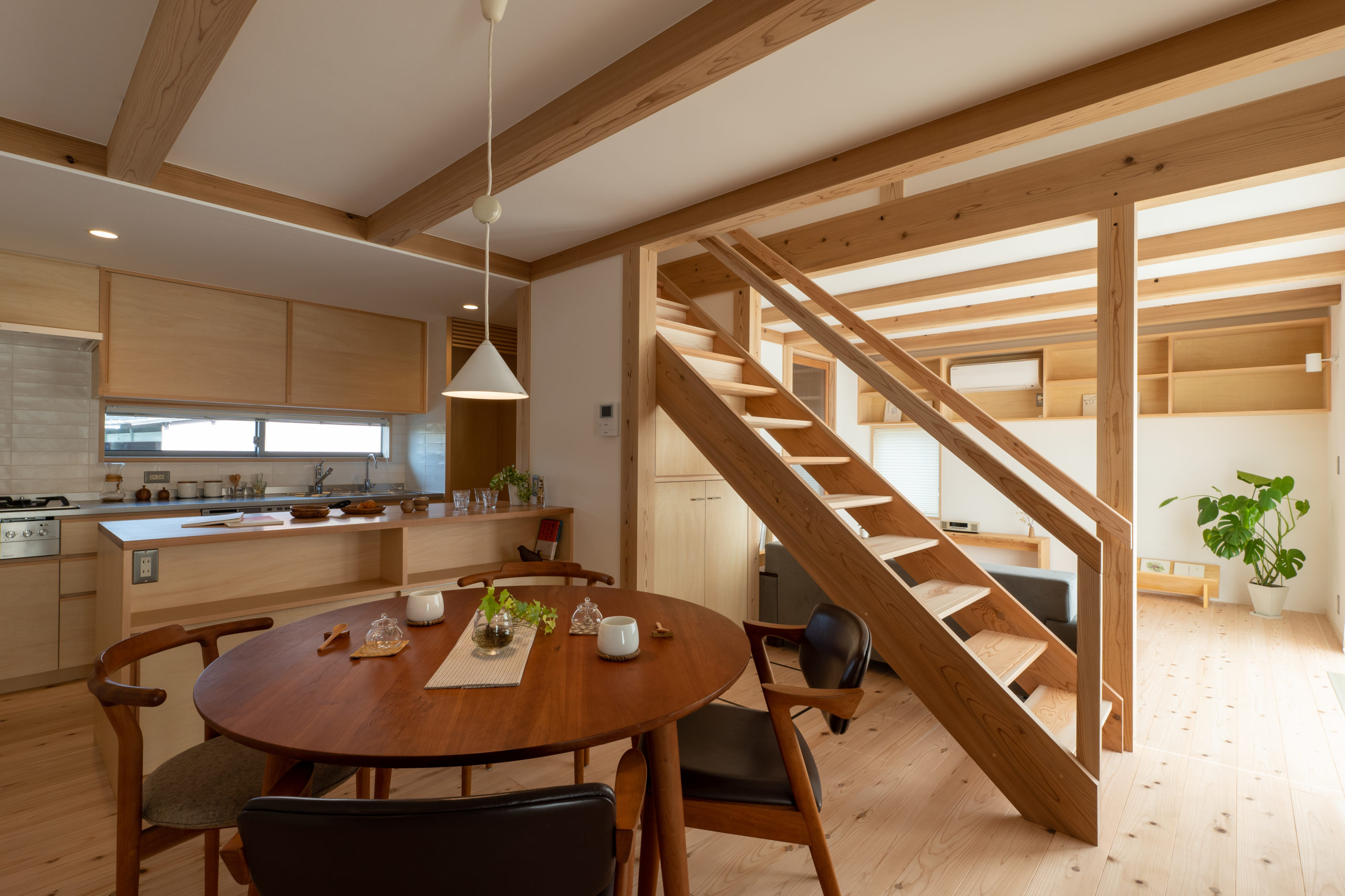 浜北区・新原の家 完成建物見学会を開催いたします。 イベント情報 浜松・豊橋で建てる木の家。スローハンド有限会社