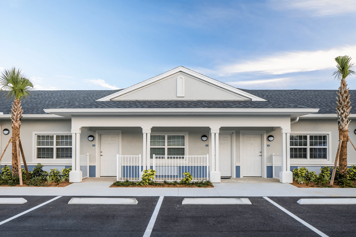 Business Spotlight Shines On Clermont Ridge Senior Villas South Lake