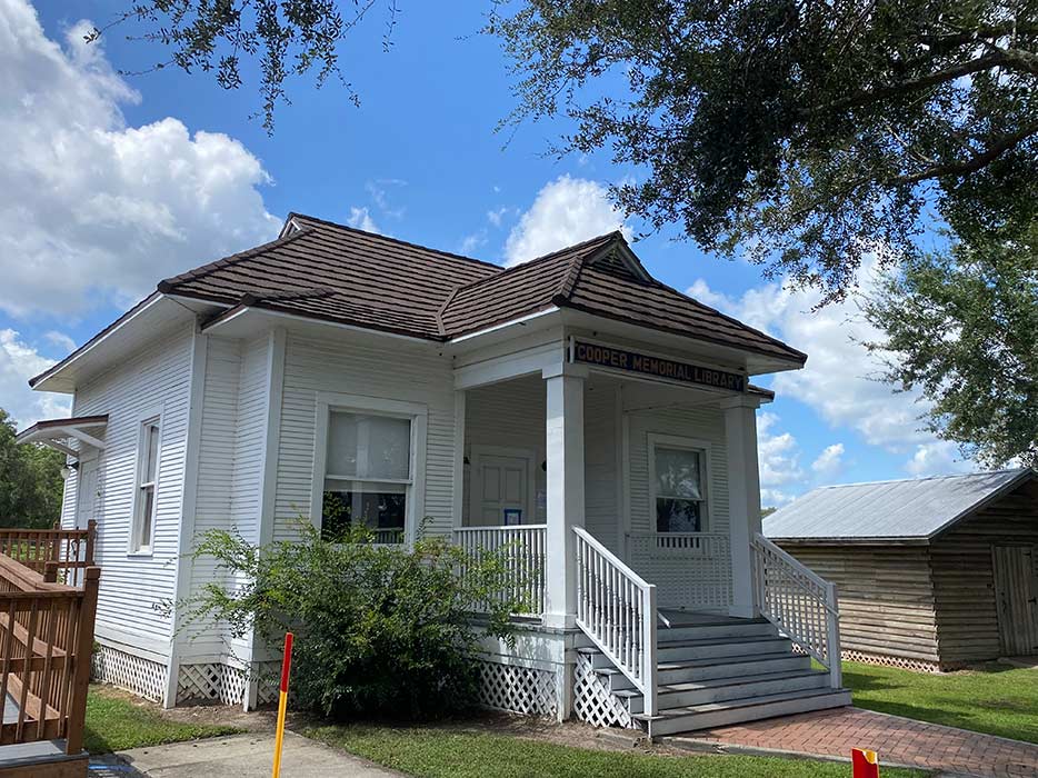 Clermont Historic Village Library and Kern House South Lake Tablet