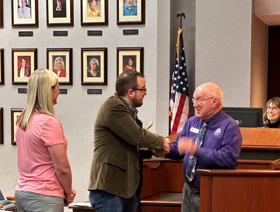 Lake County Supervisor of Elections Presents Award to 2023 High School