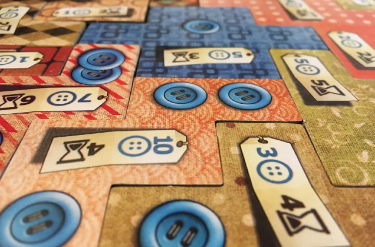 Giochi Da Tavolo, 10 Titoli Per Affrontare L'isolamento: In Famiglia, In Coppia O Da Soli - Life 822_x_1248_jpg