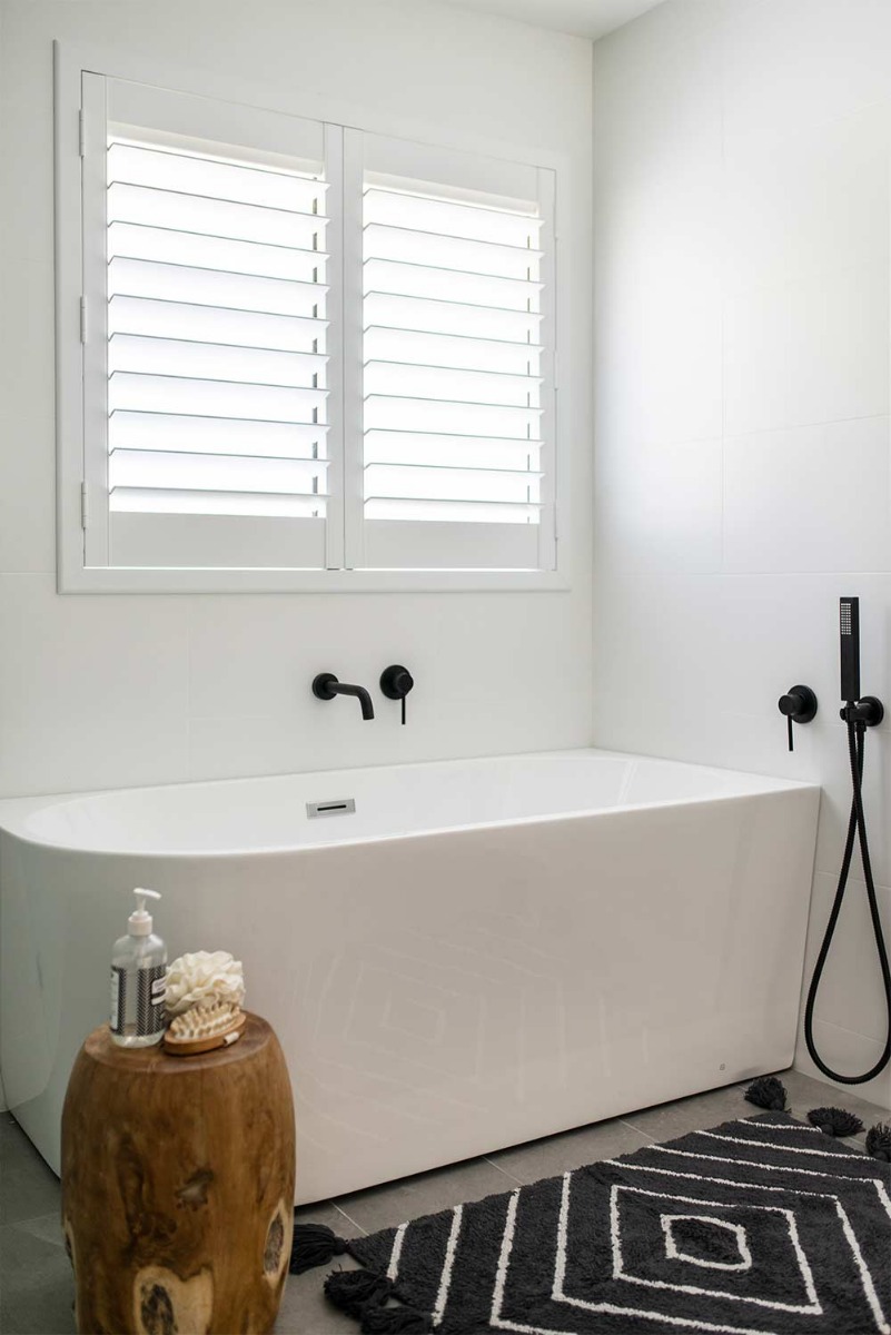 Pros and Cons of Corner Freestanding Baths Small Bathroom Renovations