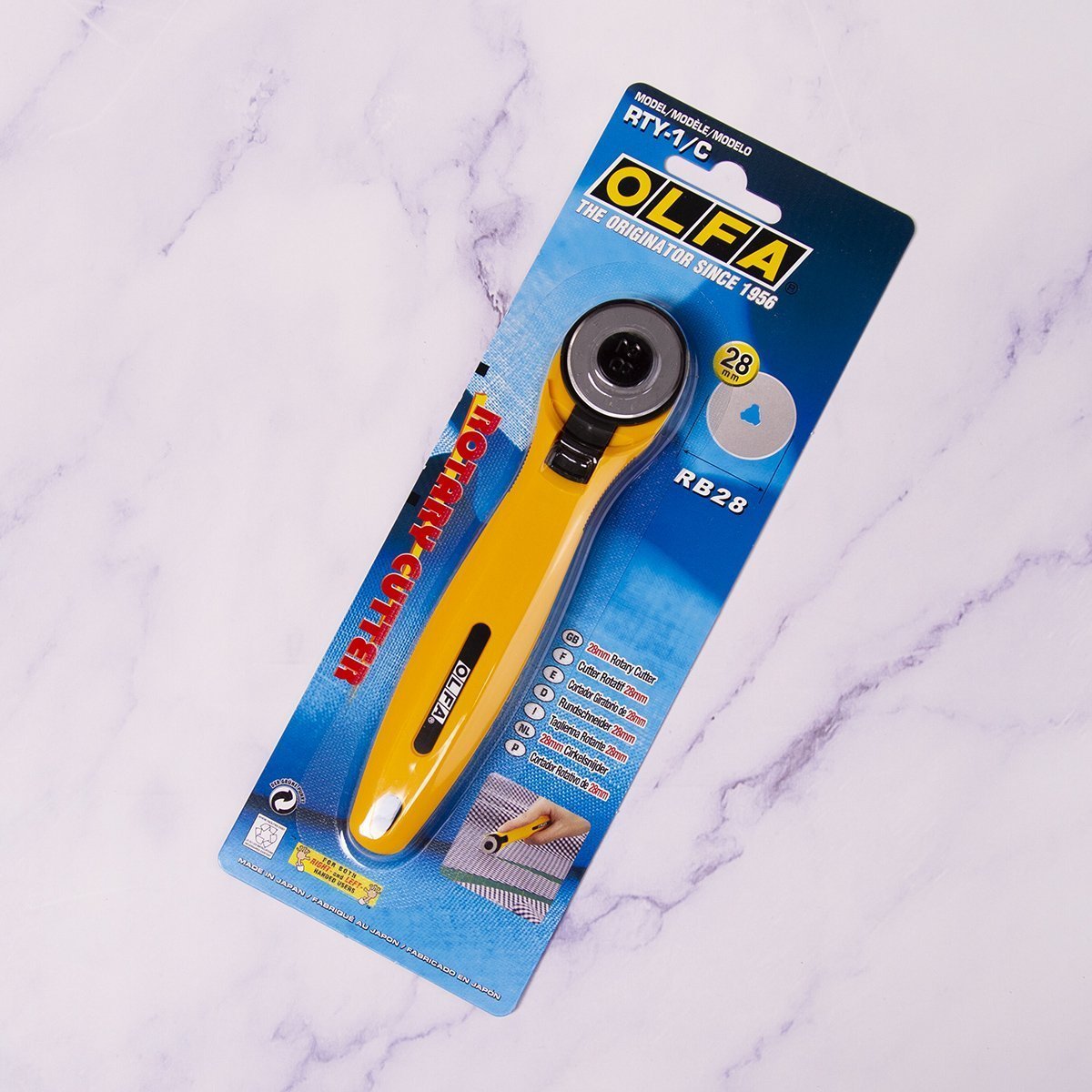 Olfa rotary cutter, 28mm Small Bobbins