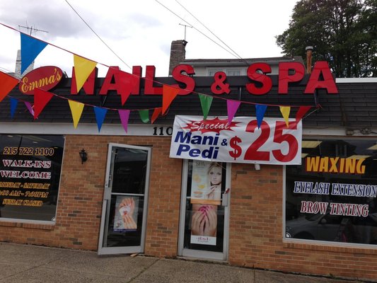 Emma’s Nail and Spa Small Business Philly