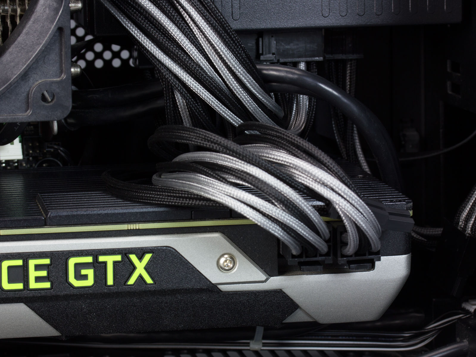 CableMod Custom SF600 Cables Review