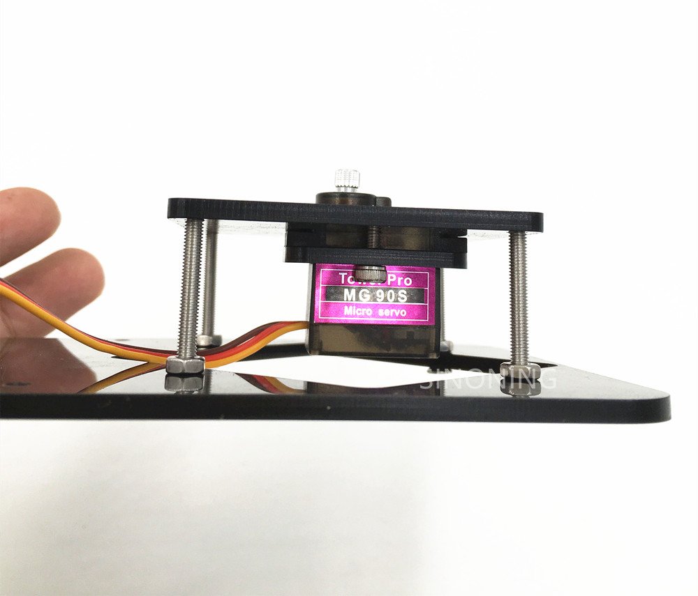 4. install servo on base plate Small Hammer WIKI