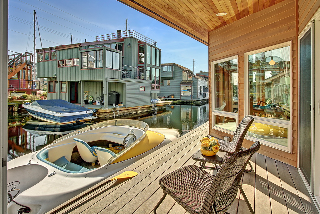Lake Union Floating Home