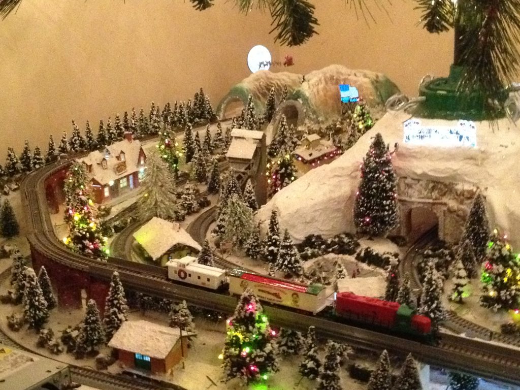 N Scale Christmas Lou Angelucci’s Christmas N Scale Layout Small Model Railroads