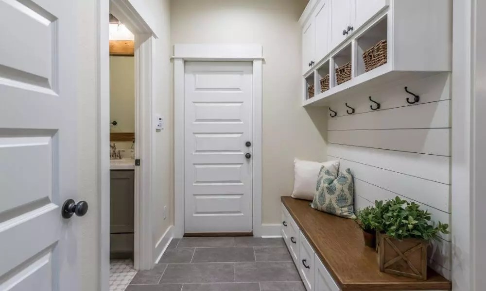 10 Entryway Drop Zone Ideas To Keep Your Entryway Organized
