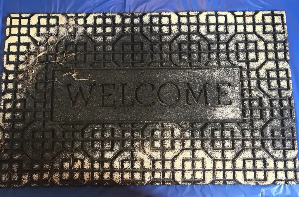 Thrifty DIY Painted Mat Small Stuff Counts