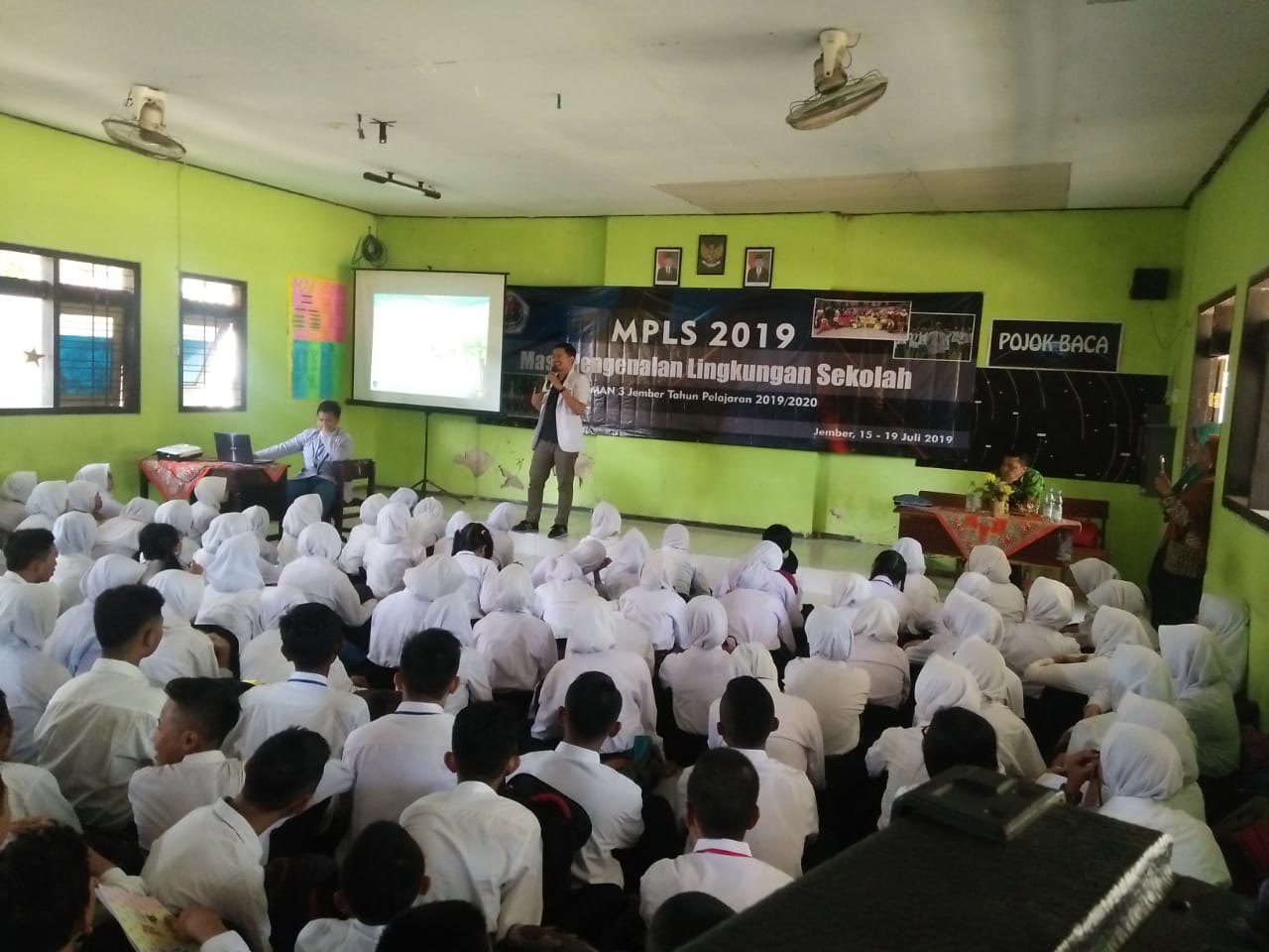 Sosialisasi Tentang Kesehatan Remaja