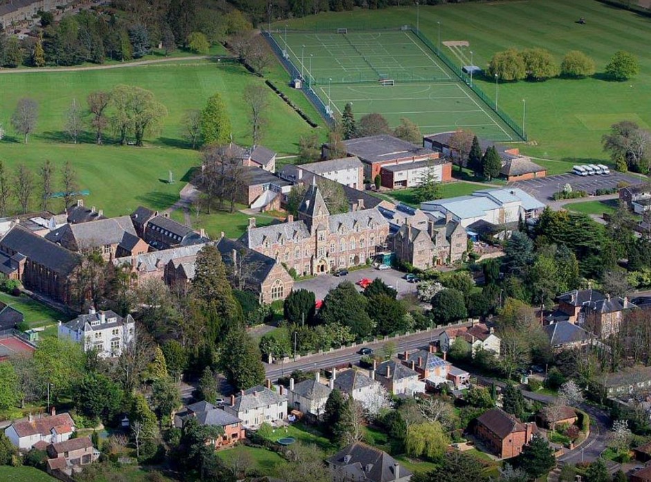 King's College Taunton (Taunton, United Kingdom) apply, prices