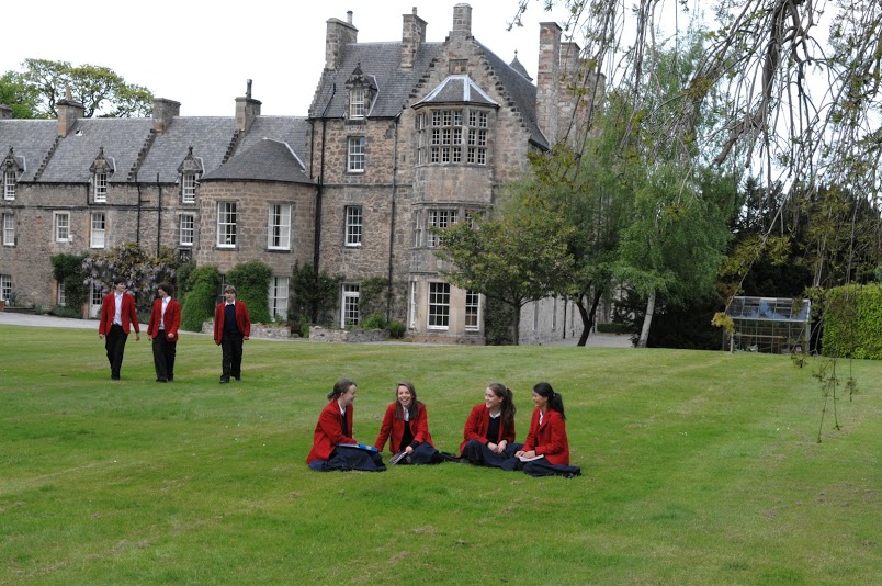 Loretto School (Loretto School) school with golf (Edinburgh, Scotland