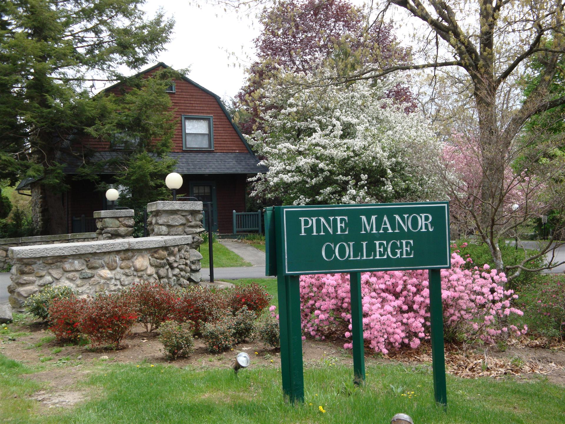 Pine Manor College (Boston, Massachusetts, USA) fees apply.