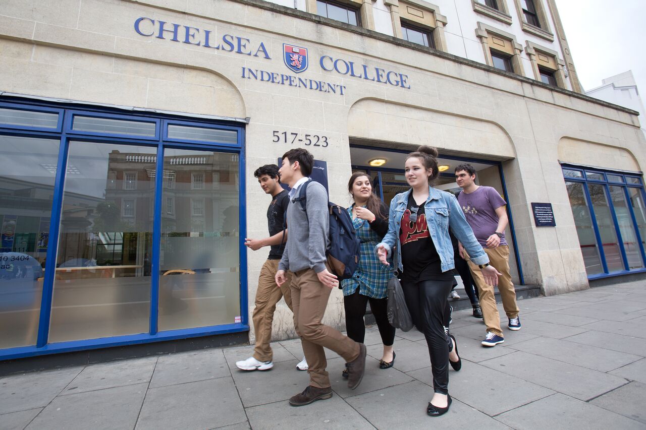 Chelsea Independent College (London, United Kingdom) apply for a camp