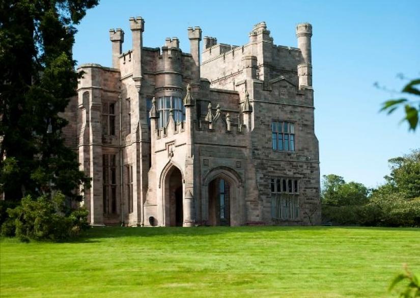 Longridge Towers Private school (Sunderland, United Kingdom)