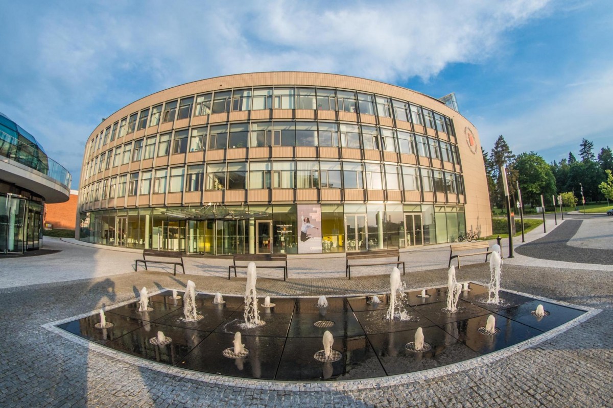 Tomas Bata University in Zlín (Zlin, Czech Republic) apply, prices
