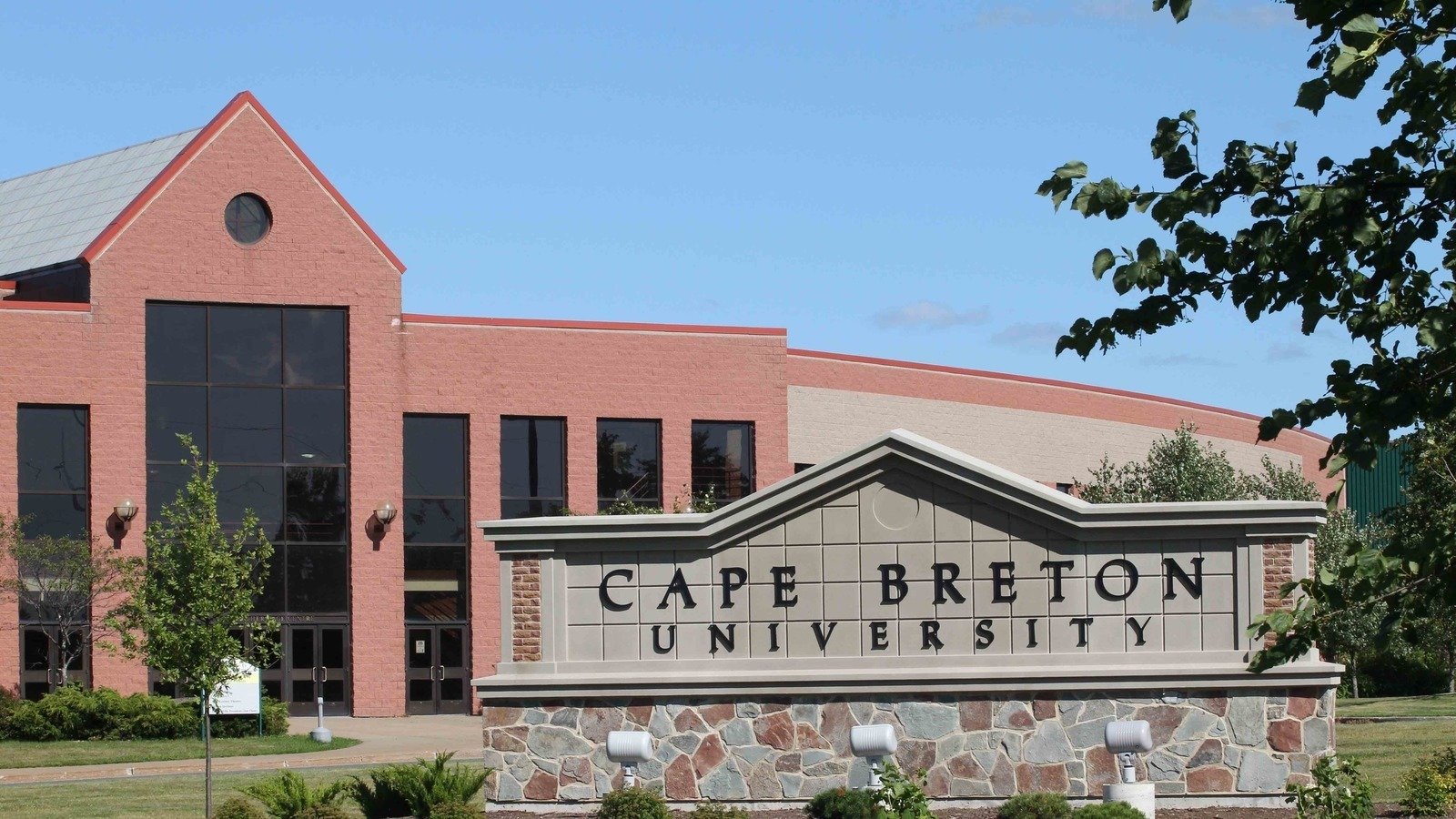 Cape Breton University (Sydney, Nova Scotia, Canada)