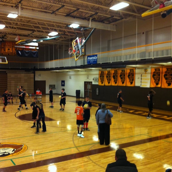 Chicago North Shore (Carmel Catholic High School) (Chicago, USA