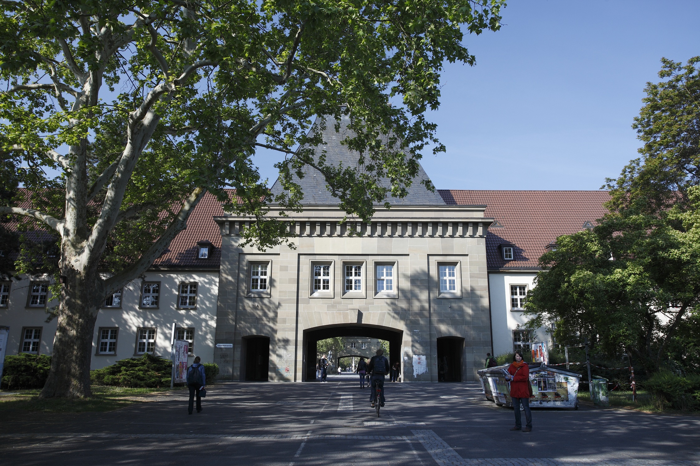 Johannes Gutenberg University Mainz (JGU) (Wiesbaden, Germany) apply