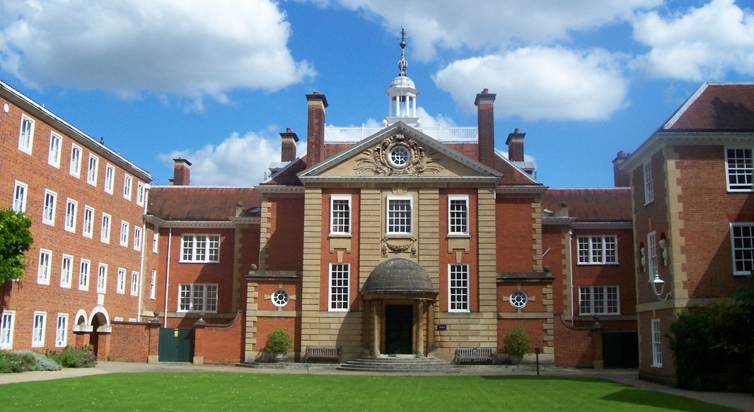 Oxford School of English (Оксфордская школа английского языка) (Оксфорд