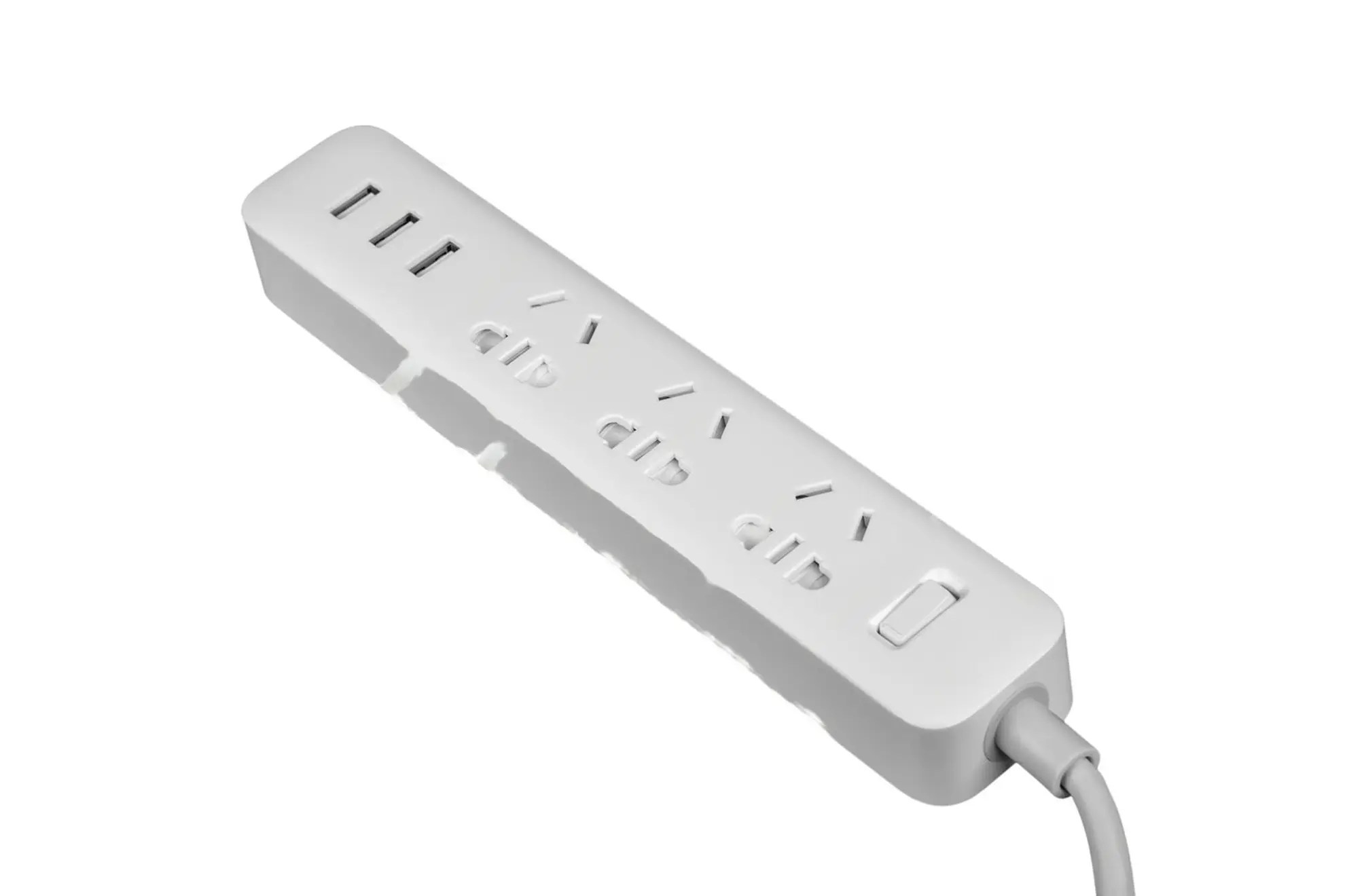 What Is a Smart Power Strip? Enhancing Energy Efficiency