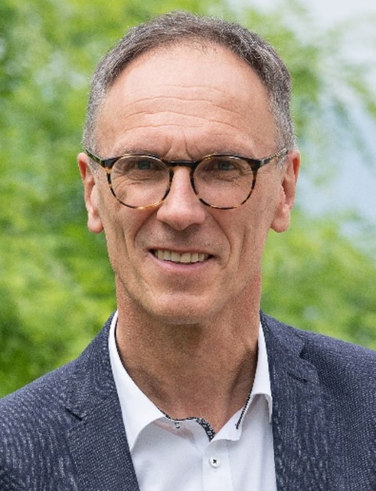 Prof. Dr. Andreas Herrmann Smart Mobility Management