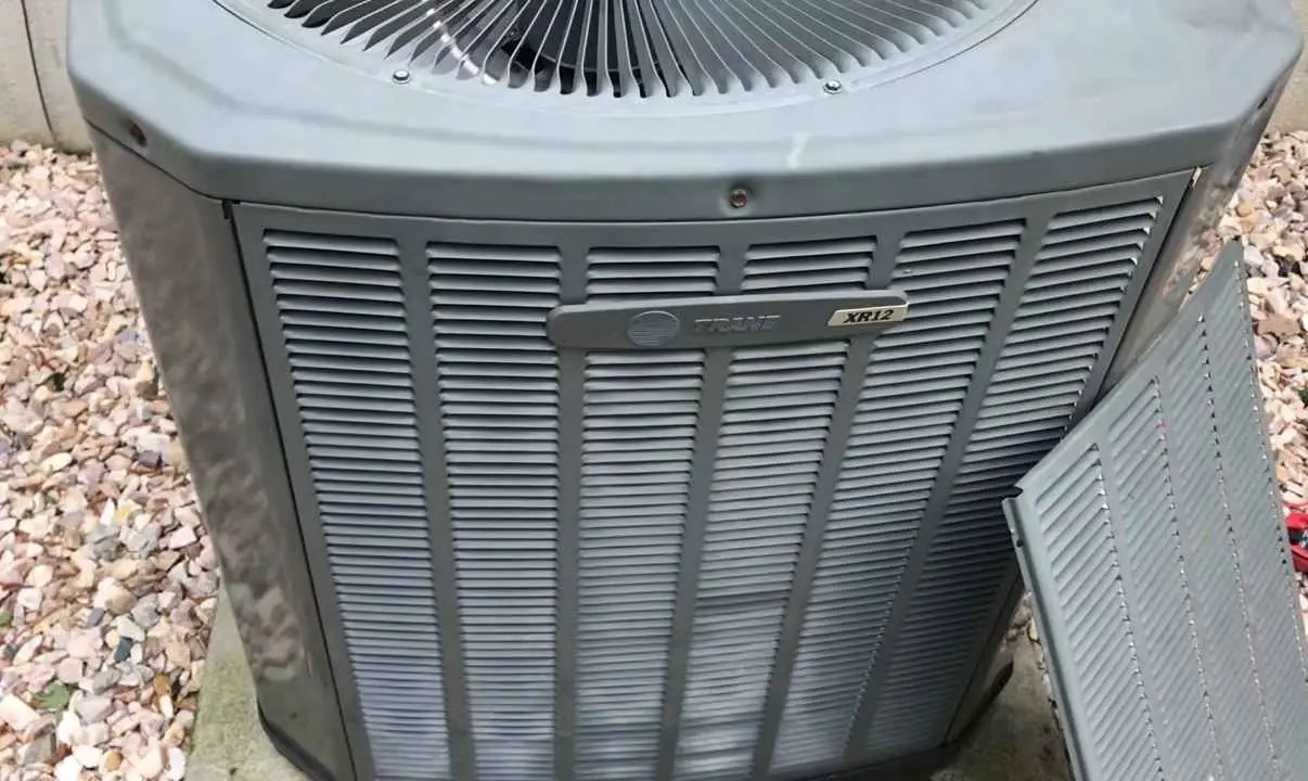 Circuit Breaker Buzzes When AC Turns On! [Solved]