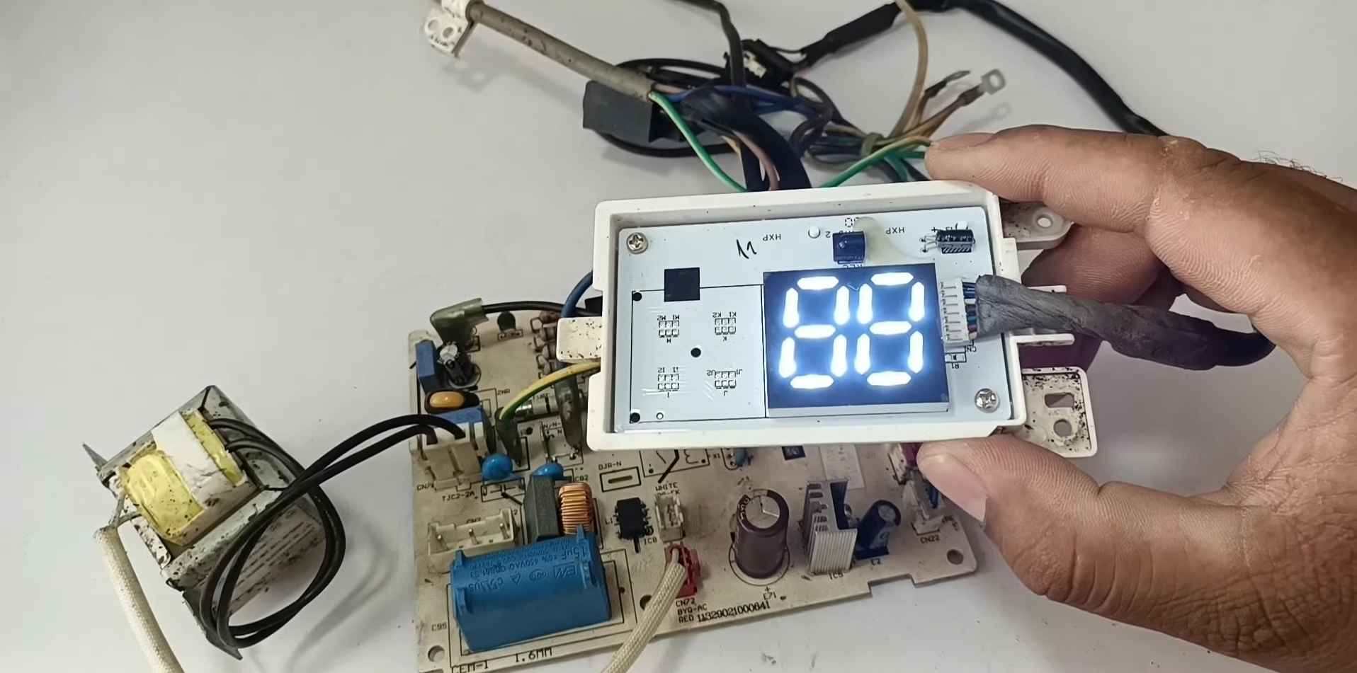 Ge Window Air Conditioner All Lights Flashing And Beeping