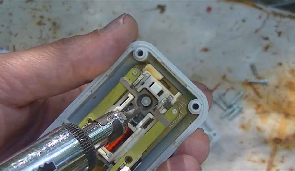 Say Goodbye To AC Reset Button Issues Smart AC Solutions